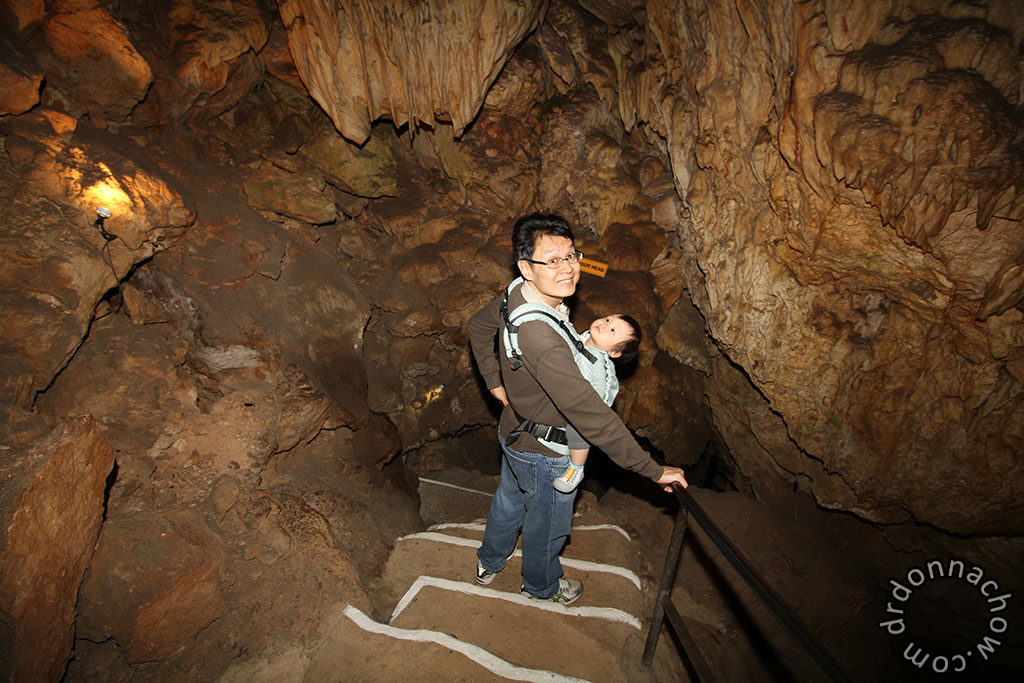 Tula into Ngilgi cave