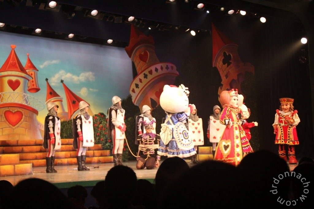 Hello Kitty Show at Sanrio Puroland
