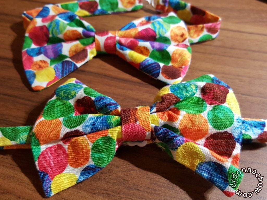 A set of completed bow ties